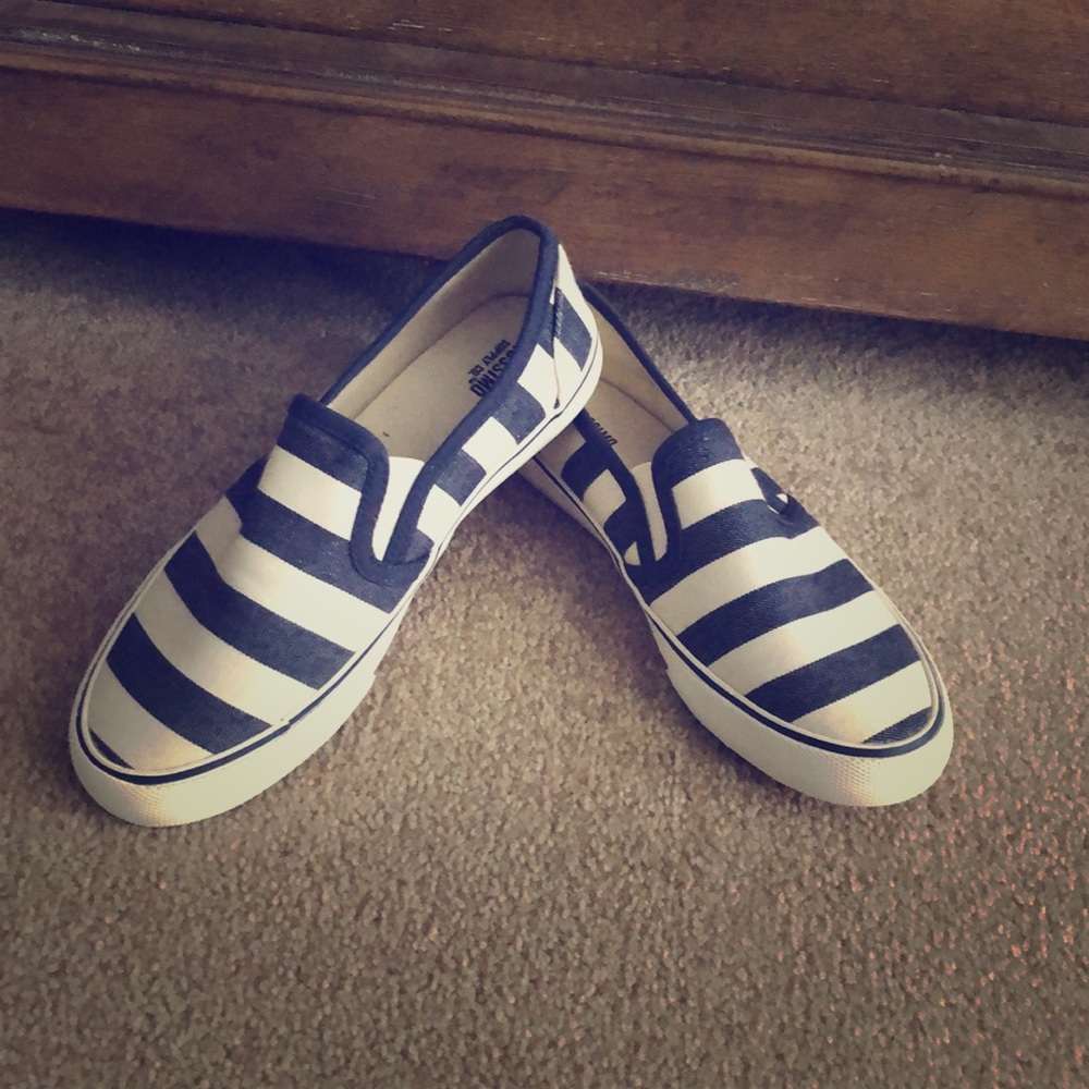 Slip on Sneakers